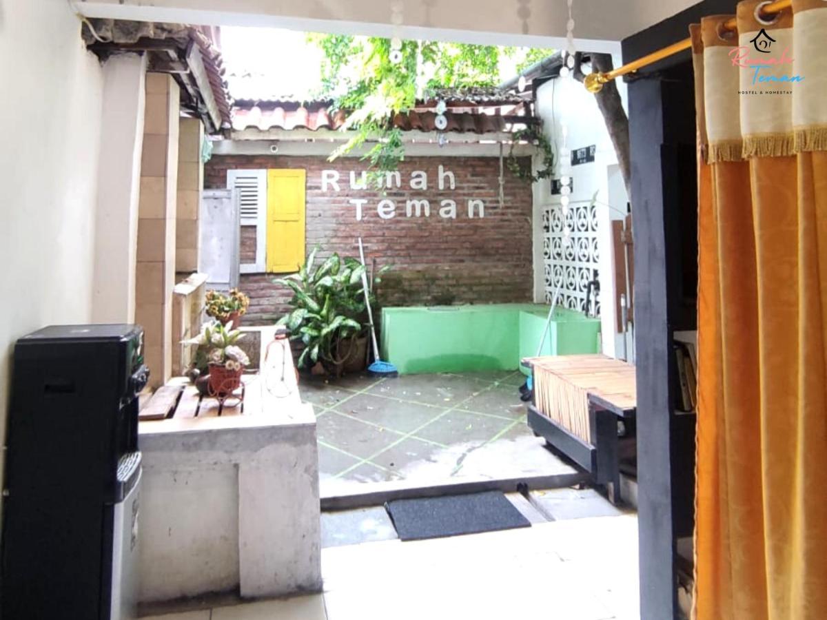 Rumah Teman Hostel Semarang Eksteriør bilde